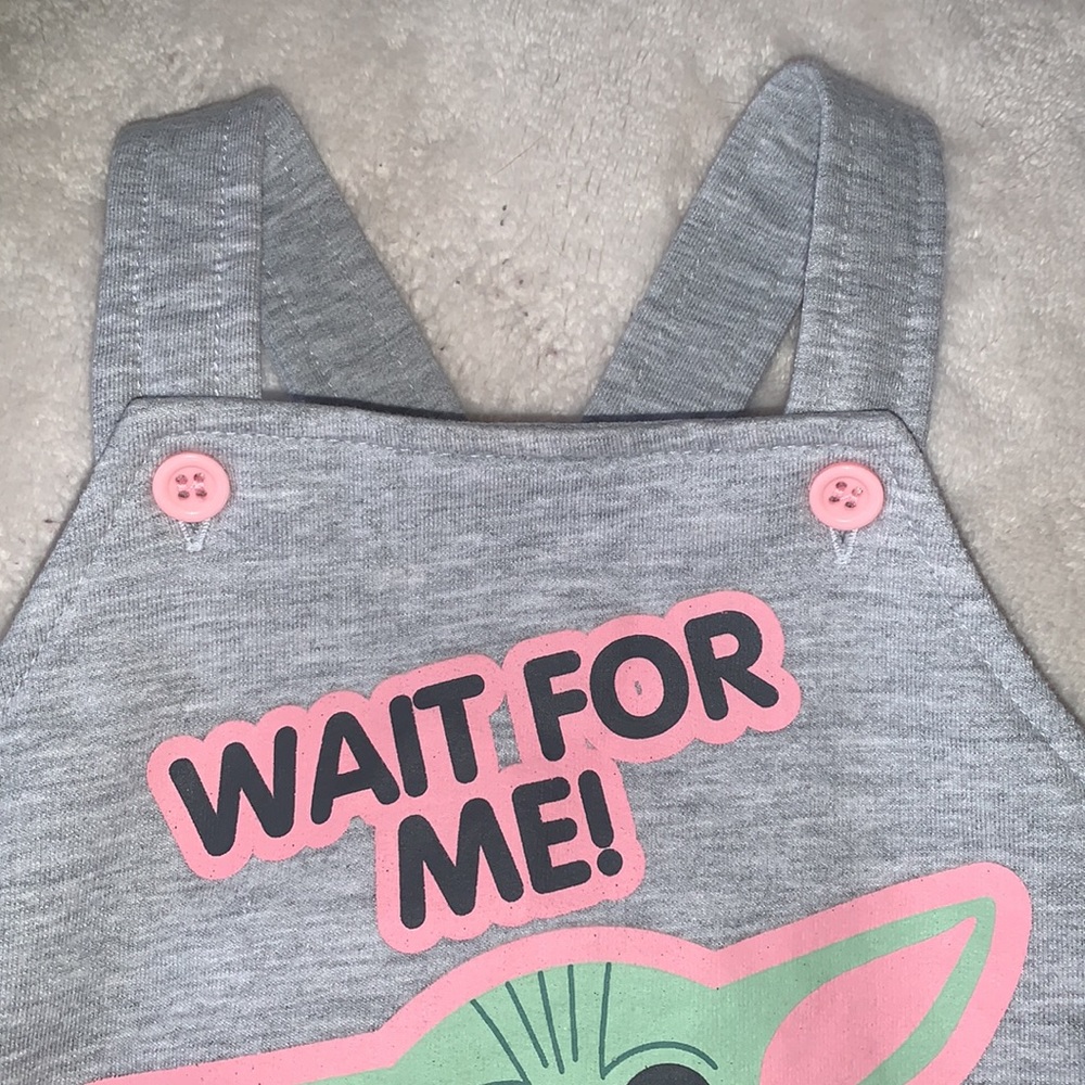Disney Star Wars Gray Romper 6-9M Baby Yoda EUC - Picture 4 of 7